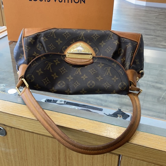 Louis Vuitton monogrammed Beverly handbag - Picture 6 of 12
